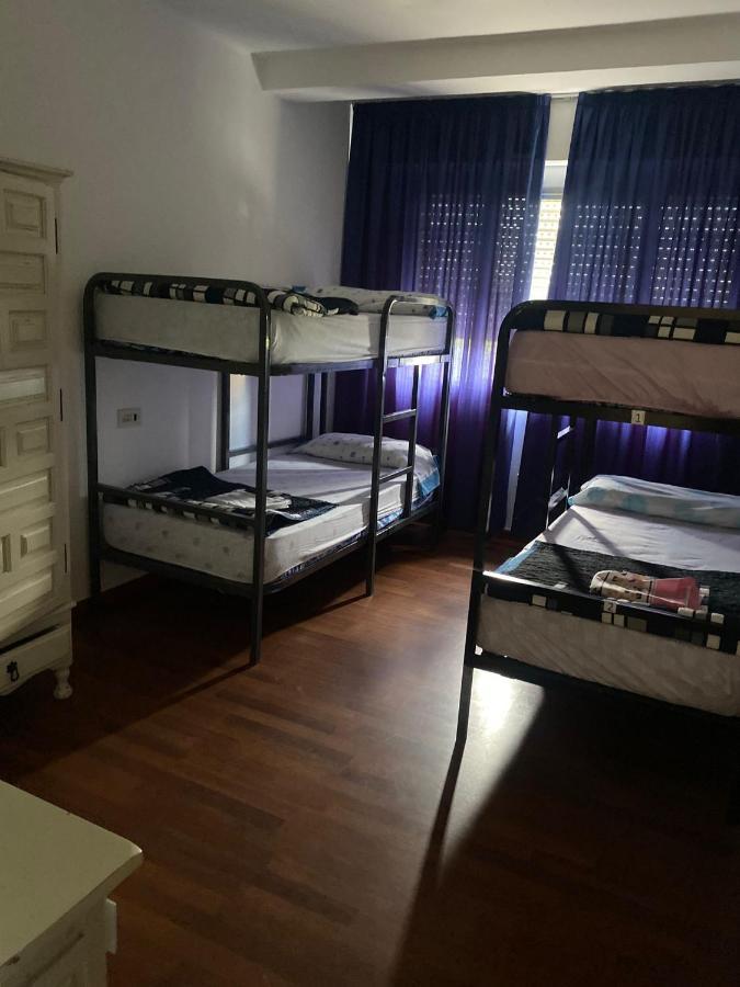 Albergue Pension Flavia Padrón Esterno foto